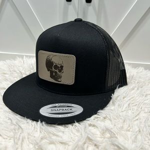 SnapBack flat bill hat skull 💀